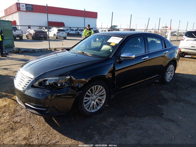 44232167 :رقم المزاد ، 1C3CCBCB7CN267838 vin ، 2012 Chrysler 200 Limited مزاد بيع