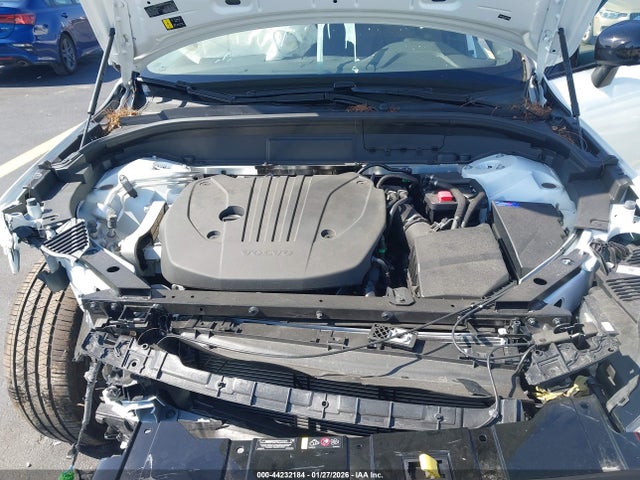 2025 VOLVO XC60 YV4M12RC1S1097288 Photo 9