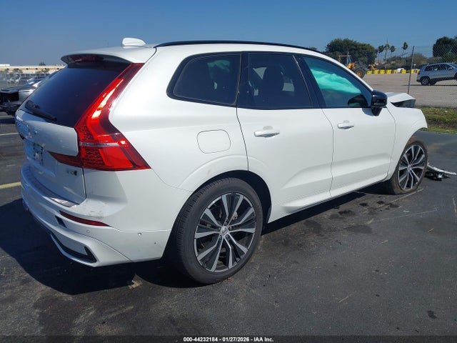 2025 VOLVO XC60 YV4M12RC1S1097288 Photo 3