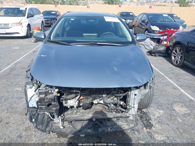 Toyota Corolla Hybrid Le 2024 JTDBCMFE6R3064503 Image 13