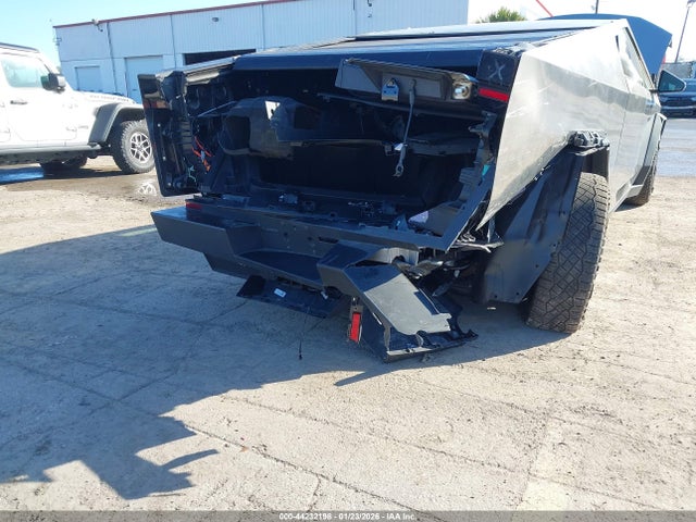 Aukcja sprzedaży 2024 Tesla Cybertruck, vin: 7G2CEHEDXRA035498, numer aukcji: 44232198