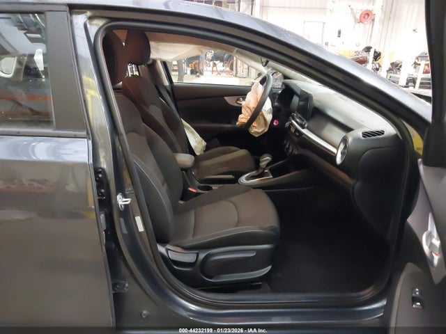 KIA Forte Lxs 2024 3KPF24AD0RE761211 Image 5