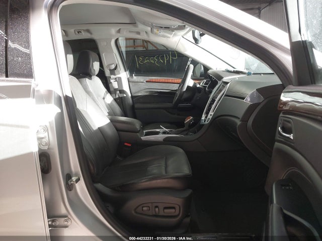 2014 CADILLAC SRX 3GYFNEE38ES641354 Photo 4
