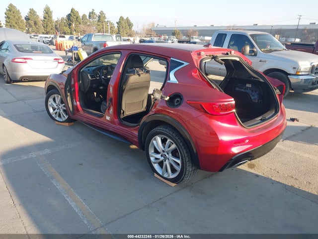 SJKCH5CP9HA018186 Infiniti Qx30 Luxury