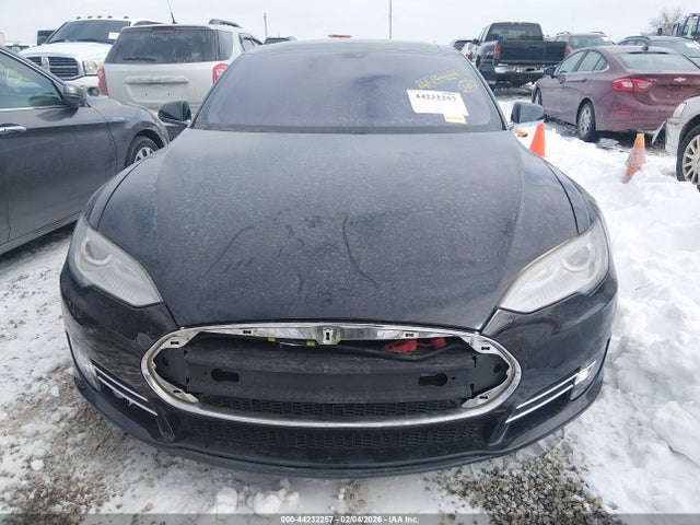 Продаж на аукціоні авто 2013 Tesla Model S Performance, vin: 5YJSA1DP2DFP15811, номер лоту: 44232257