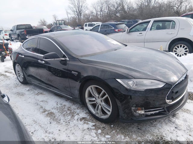 Продаж на аукціоні авто 2013 Tesla Model S Performance, vin: 5YJSA1DP2DFP15811, номер лоту: 44232257