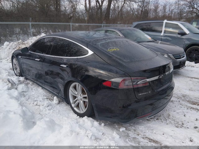 Продаж на аукціоні авто 2013 Tesla Model S Performance, vin: 5YJSA1DP2DFP15811, номер лоту: 44232257