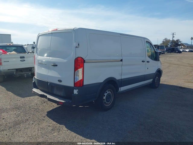 Ford Transit-150 2019 1FTYE1YM8KKB10237 Image 4