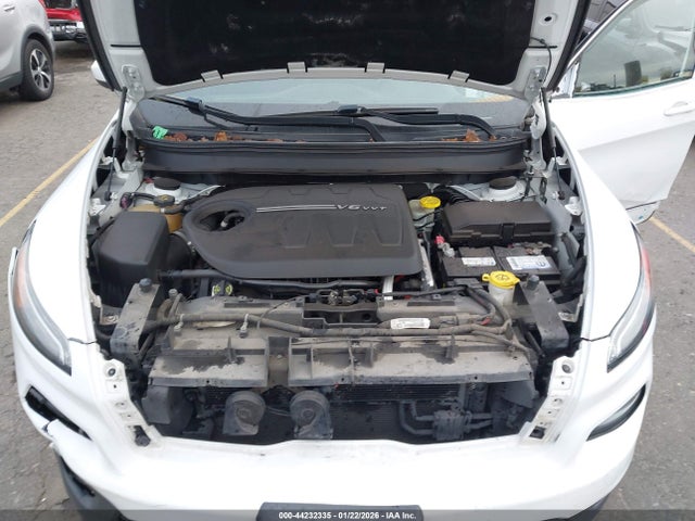 Jeep Cherokee Latitude 2015 1C4PJMCS3FW653248 Image 10