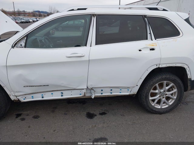 Jeep Cherokee Latitude 2015 1C4PJMCS3FW653248 Image 6