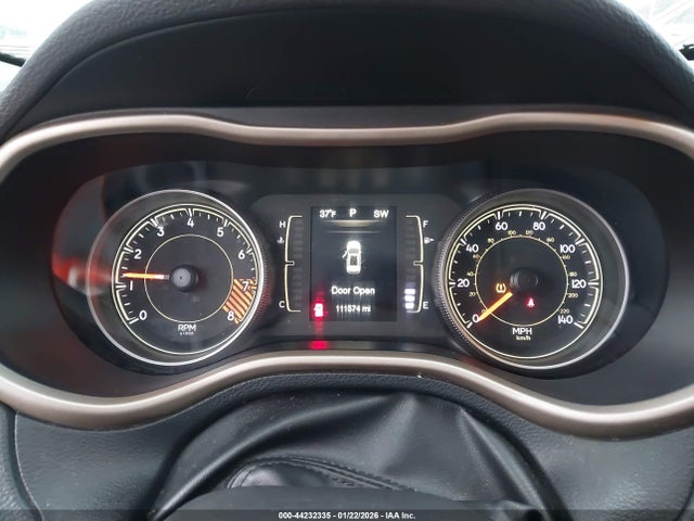 Jeep Cherokee Latitude 2015 1C4PJMCS3FW653248 Image 7