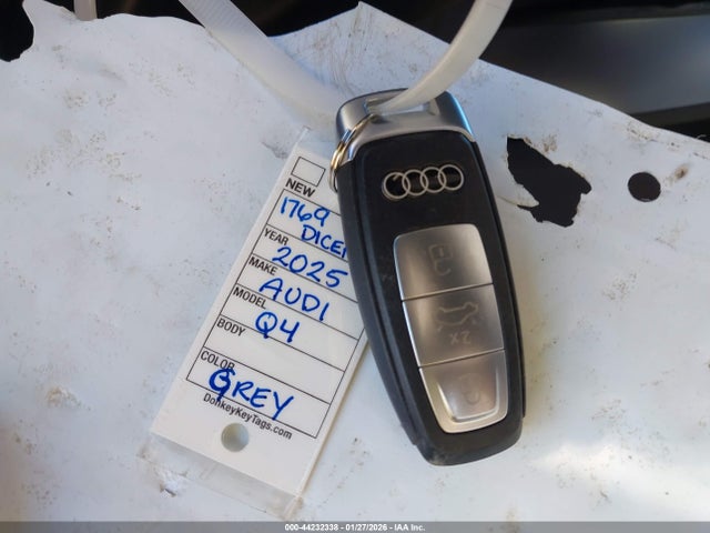 WA1B5BFZ1SP056576 Audi Q4 E-tron Premium 45 Quattro