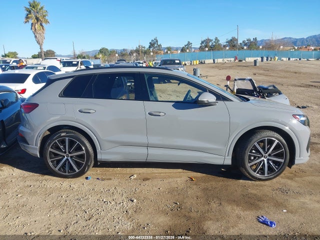 WA1B5BFZ1SP056576 Audi Q4 E-tron Premium 45 Quattro