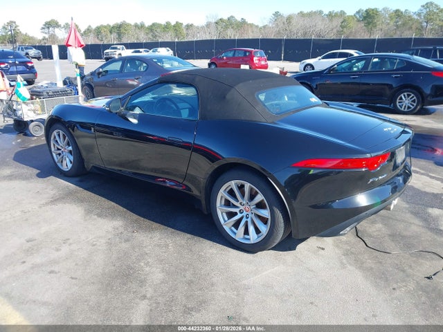 2017 JAGUAR F-TYPE SAJWA6ET4H8K40454 Photo 2