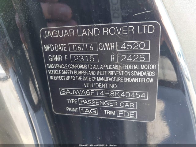 2017 JAGUAR F-TYPE SAJWA6ET4H8K40454 Photo 8