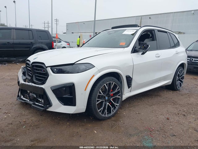 2024 BMW X5 M 5YM13ET02R9W20708 Photo 1