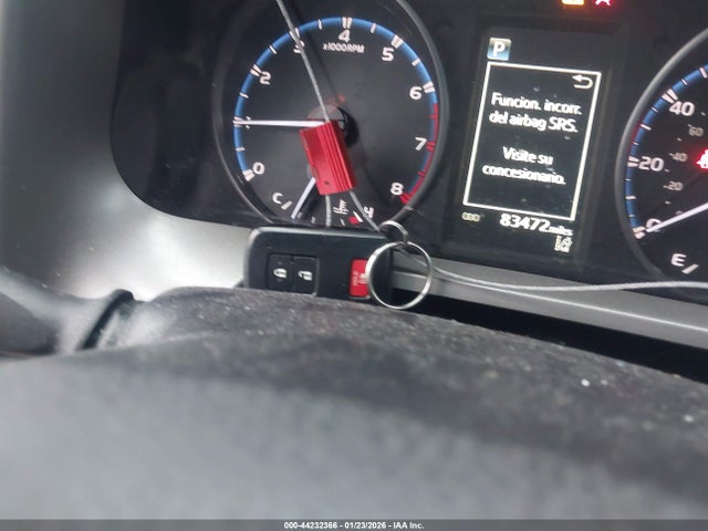 2T3WFREV1JW431316 Toyota Rav4 Xle