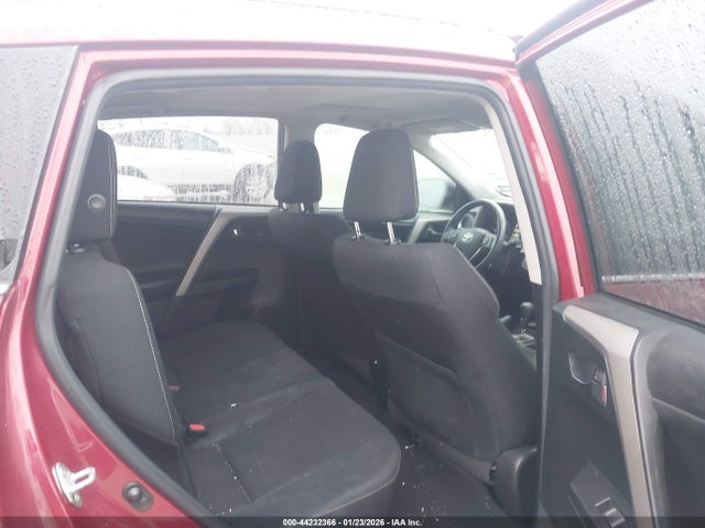 2T3WFREV1JW431316 Toyota Rav4 Xle
