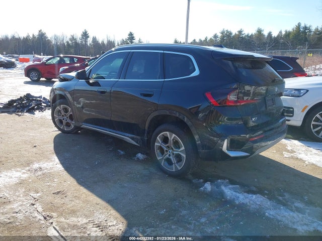 2025 BMW X1 WBX73EF09S5086704 Photo 2