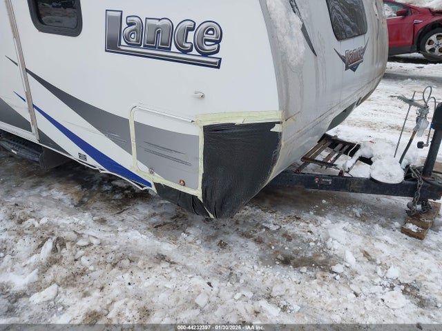 Lance Camper 2185 2016 56YTT2129GL317588 Image 6