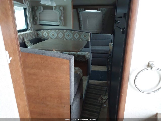 Lance Camper 2185 2016 56YTT2129GL317588 Image 8