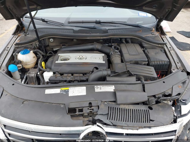 2016 Volkswagen Cc 2.0t R-line/2.0t Sport/2.0t Trend მანქანა იყიდება აუქციონზე, vin: WVWBP7AN8GE513968, აუქციონის ნომერი: 44232404