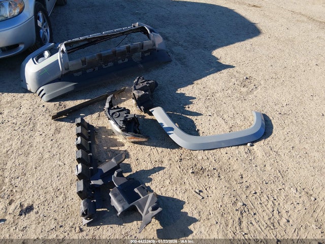 5TFRZ5CN2KX085600 Toyota Tacoma Sr5 V6