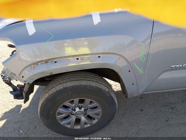 5TFRZ5CN2KX085600 Toyota Tacoma Sr5 V6