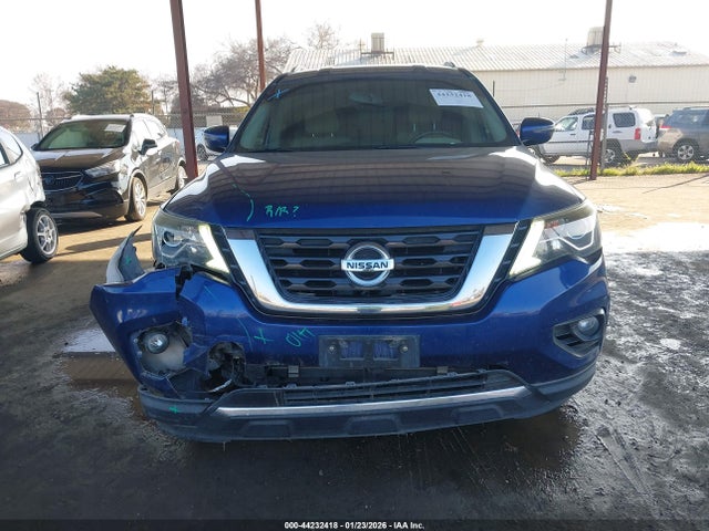 5N1DR2MN9JC605722 Nissan Pathfinder Sv
