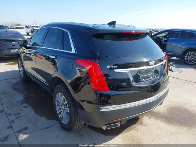 2017 CADILLAC XT5 1GYKNBRS7HZ237922 Photo 2