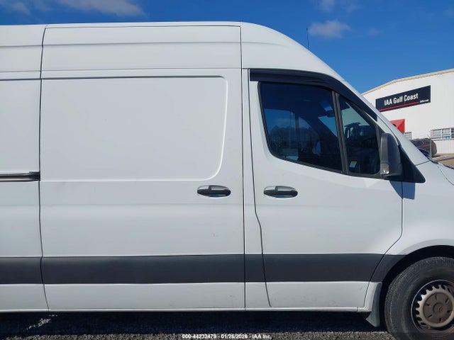 WD4PF1CD3KT002205 Mercedes-Benz Sprinter 2500 High Roof V6