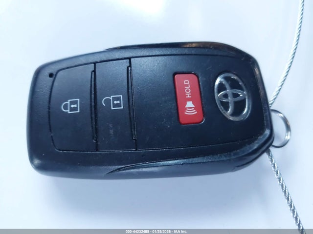 2025 TOYOTA COROLLA CROSS HYBRID 7MUFBABG9SV083194 Photo 10