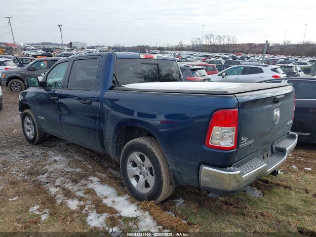 2023 RAM 1500 1C6RRFFG8PN574791 Photo 2