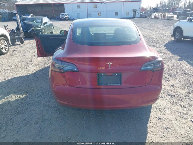 Продаж на аукціоні авто 2022 Tesla Model 3 Rear-wheel Drive, vin: 5YJ3E1EA0NF304413, номер лоту: 44232543