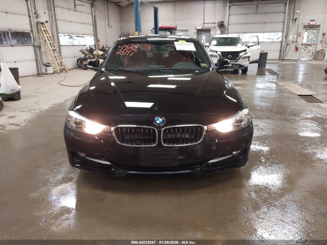 44232547 :رقم المزاد ، WBA3B5C52EP652142 vin ، 2014 Bmw 328i Xdrive مزاد بيع