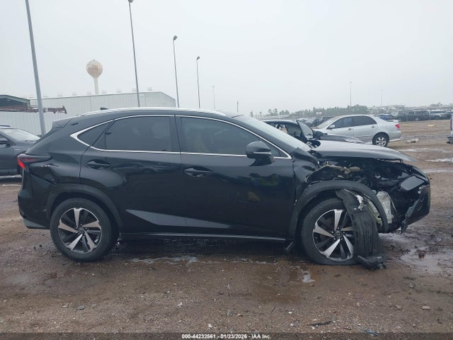44232561 :رقم المزاد ، JTJYARBZ7J2105668 vin ، 2018 Lexus Nx 300 مزاد بيع