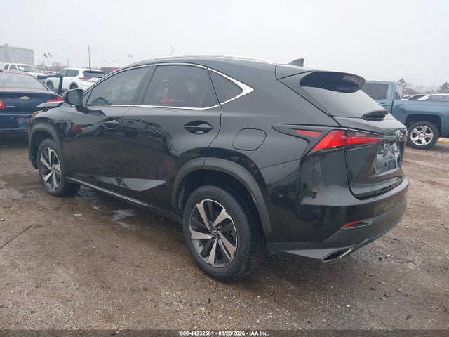 44232561 :رقم المزاد ، JTJYARBZ7J2105668 vin ، 2018 Lexus Nx 300 مزاد بيع