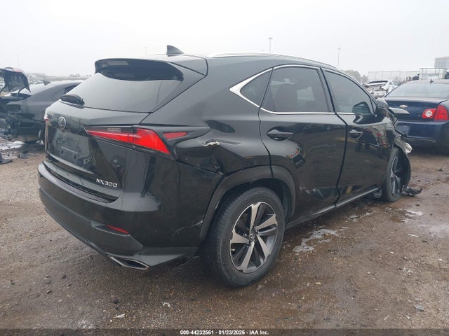 44232561 :رقم المزاد ، JTJYARBZ7J2105668 vin ، 2018 Lexus Nx 300 مزاد بيع