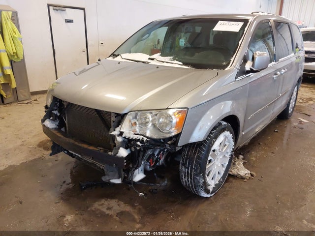 2015 Chrysler Town & Country Touring მანქანა იყიდება აუქციონზე, vin: 2C4RC1BG7FR544637, აუქციონის ნომერი: 44232572
