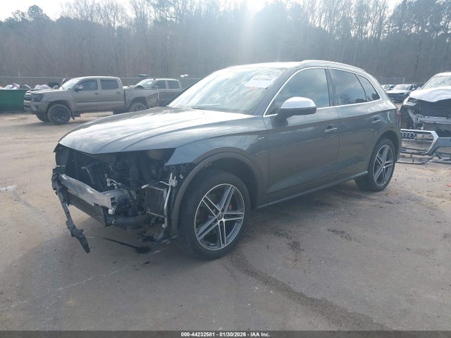 2018 AUDI SQ5 WA1A4AFY6J2055239 Photo 1