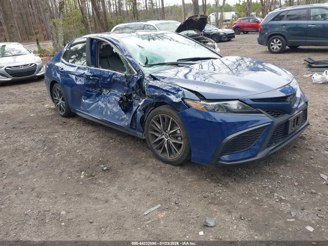 44232595 :رقم المزاد ، 4T1T11AK8PU127741 vin ، 2023 Toyota Camry Se مزاد بيع