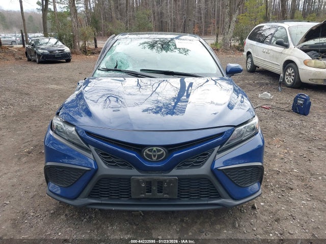 44232595 :رقم المزاد ، 4T1T11AK8PU127741 vin ، 2023 Toyota Camry Se مزاد بيع