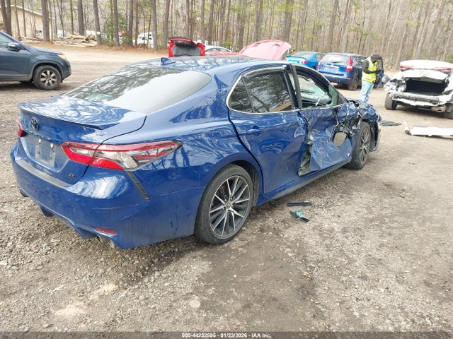 44232595 :رقم المزاد ، 4T1T11AK8PU127741 vin ، 2023 Toyota Camry Se مزاد بيع