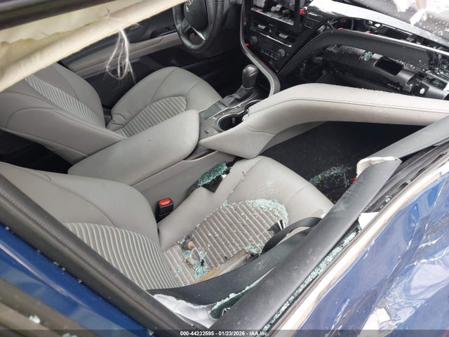 44232595 :رقم المزاد ، 4T1T11AK8PU127741 vin ، 2023 Toyota Camry Se مزاد بيع