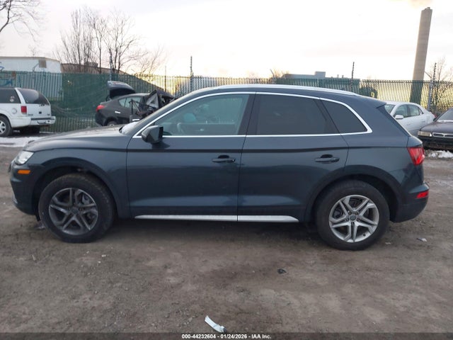 WA1ANAFY1K2135031 Audi Q5 45 Premium
