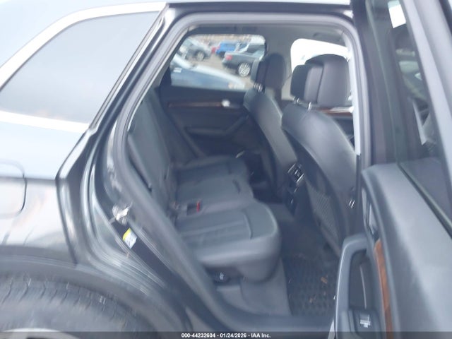 WA1ANAFY1K2135031 Audi Q5 45 Premium