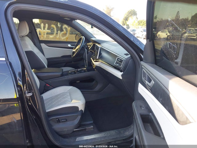2024 VOLKSWAGEN ATLAS CROSS SPORT 1V2FE2CA7RC208981 Photo 4