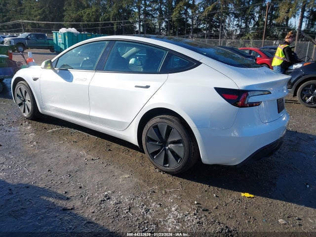 2025 TESLA MODEL 3 5YJ3E1EA5SF899058 Photo 2