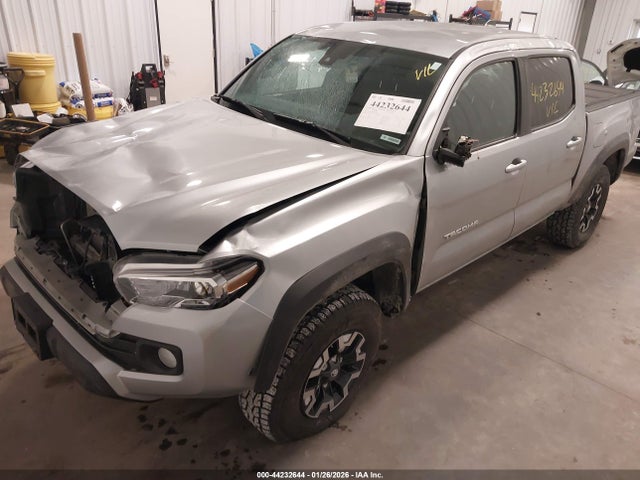 3TMCZ5AN8NM477502 Toyota Tacoma Trd Off Road