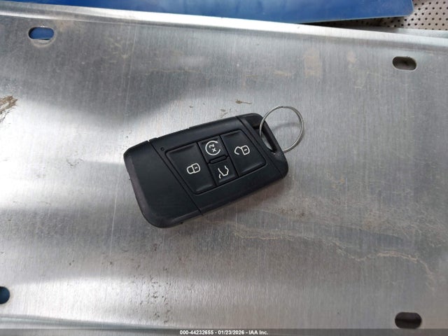 2019 VOLKSWAGEN ATLAS 1V2NR2CA6KC596596 Photo 10